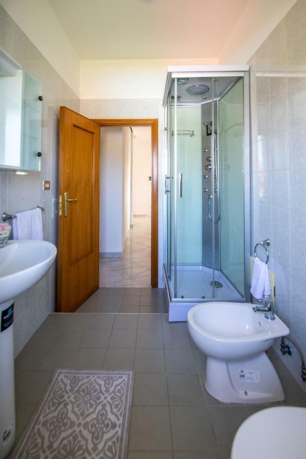 Villa Salvius Scafati Buitenkant foto