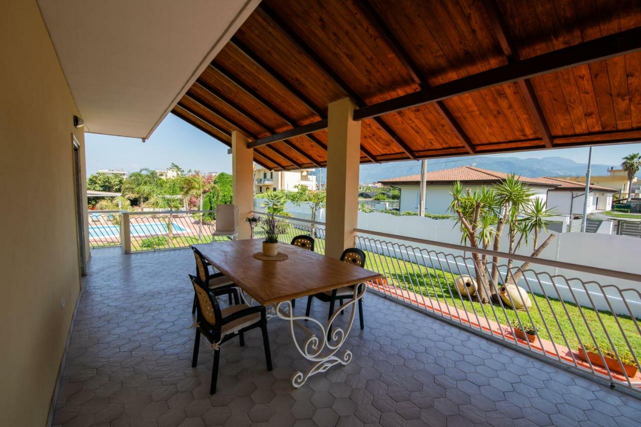 Villa Salvius Scafati Buitenkant foto