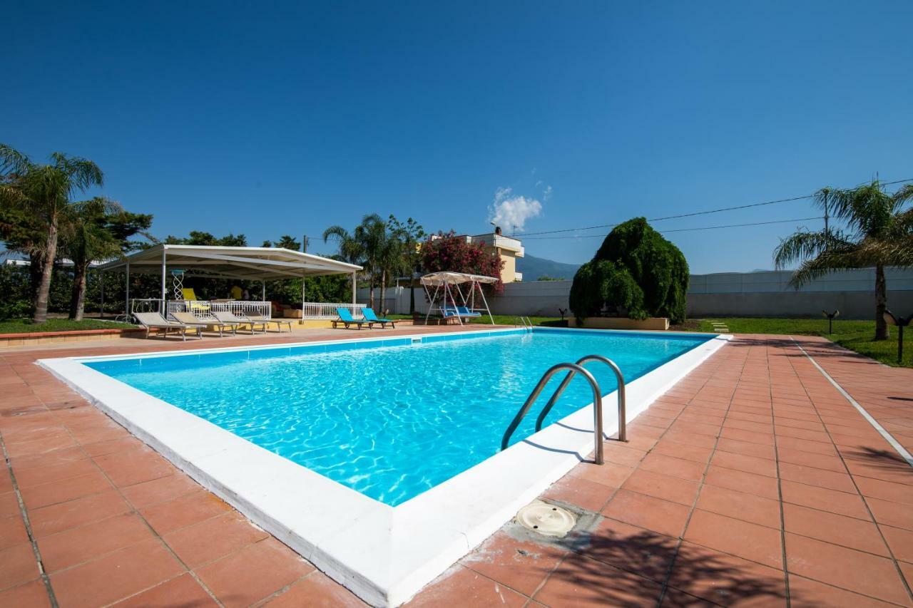 Villa Salvius Scafati Buitenkant foto